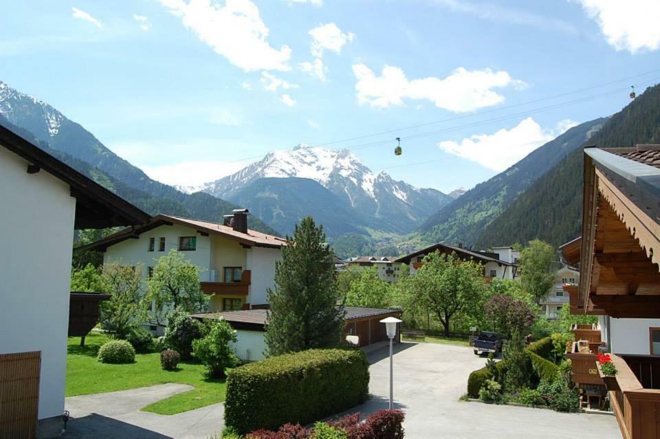 Landhaus Alpenrose Mayrhofen Exterior foto